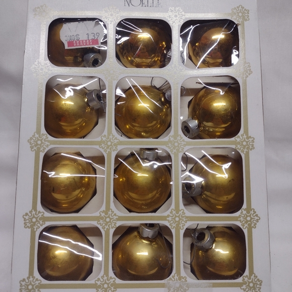 Vintage Christmas ornaments - Picture 2 of 6